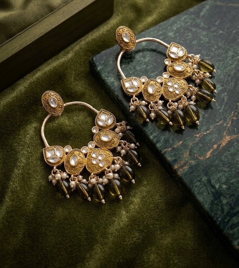 Zoya Earring