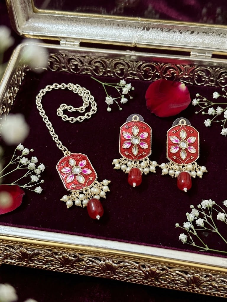 Avnila necklace set